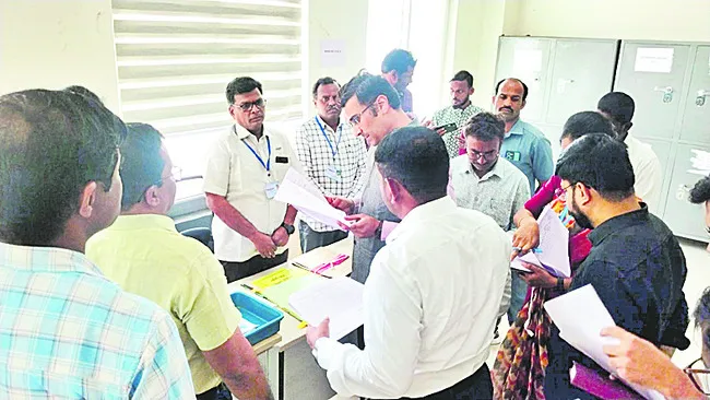 తప్పులు దొర్లొద్దు