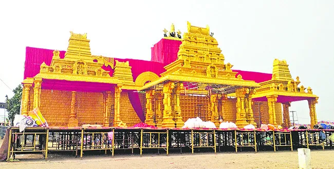 పెద్ద తిరునాళ్లకు సర్వం సిద్ధం