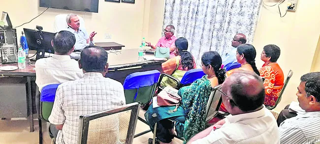 సంస్థ పురోభివృద్ధికి పాటుపడండి 