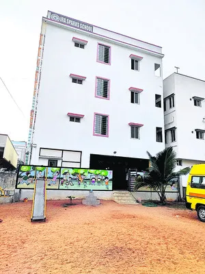 తవ్వేకొద్దీ.. బయటపడుతున్న అక్రమాస్తులు