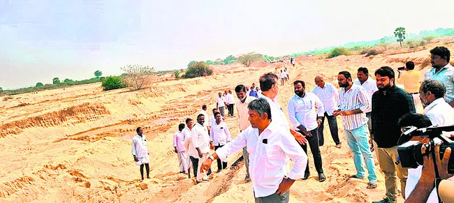 ఇసుక దందా ఆగేంతవరకు పోరాటం సాగిస్తా