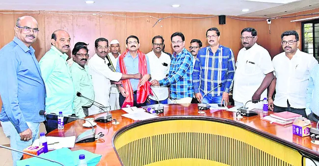 జిల్లాలో మీడియా అక్రిడిటేషన్‌ కార్డులకు ఆమోదం