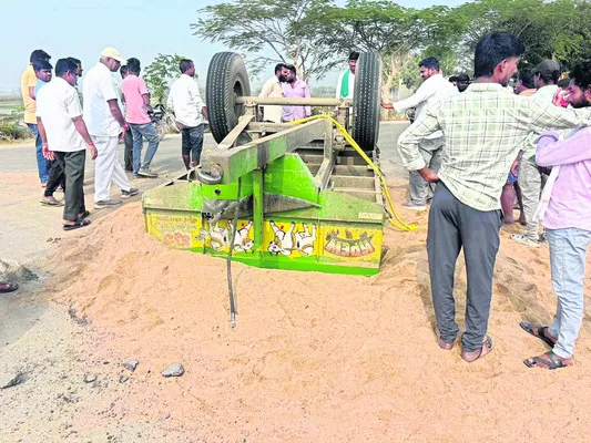 బాలికపై వృద్ధుడి లైంగిక దాడి  
