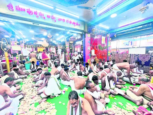 విద్యార్థుల్లో క్రమశిక్షణ పెంపొందించాలి 