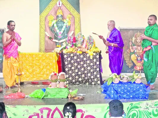 కనులపండువగా ఆదిశిలావాసుడి కల్యాణం 
