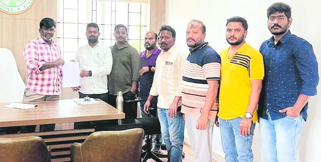 వార్డుల విభజనలో శాసీ్త్రయత ఏదీ..?