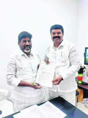 డీప్‌ సైడ్‌ ను సింగరేణికే కేటాయించాలి