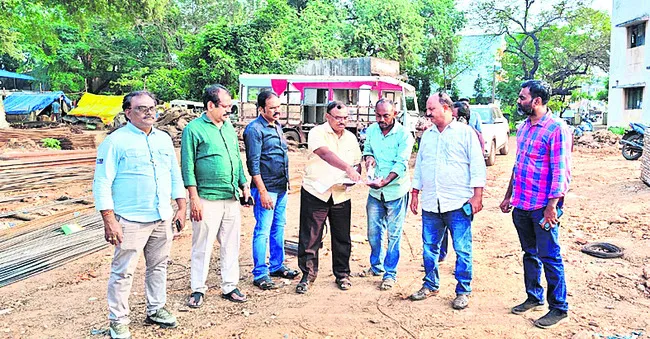 ఈవీ స్టేషన్లకు ప్రత్యేక విద్యుత్‌ ఫీడర్లు 