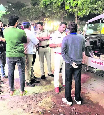 స్టూడెంట్‌ వార్‌ 
