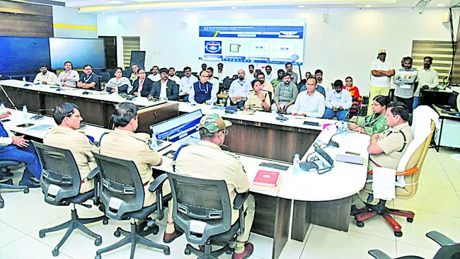 అవగాహనతోనే సైబర్‌ నేరాలకు చెక్‌ 