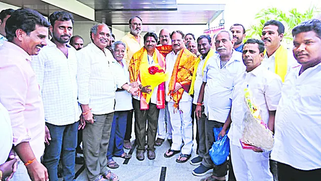 గోవాడ దేవస్థానం కమిటీ ప్రమాణస్వీకారం 