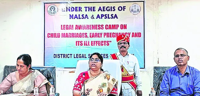 బాల్య వివాహాలు చట్టరీత్యా నేరం