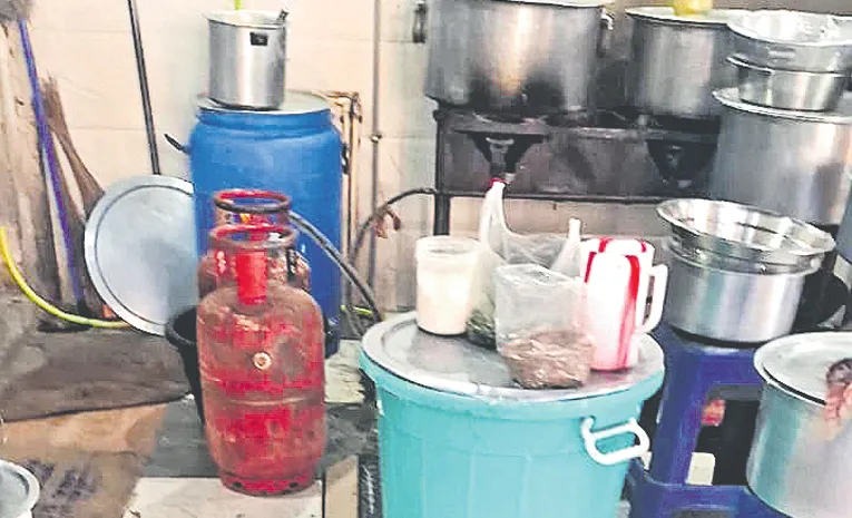 domestic gas cylinder misuse at tiffin centers hastinapuram