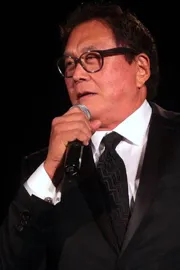 Rich Dad Poor Dad Author Robert Kiyosaki Tweet About Job Security