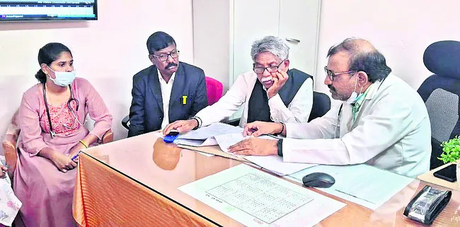 ప్రత్యేక దర్యాప్తు బృందంతో విచారించాలి