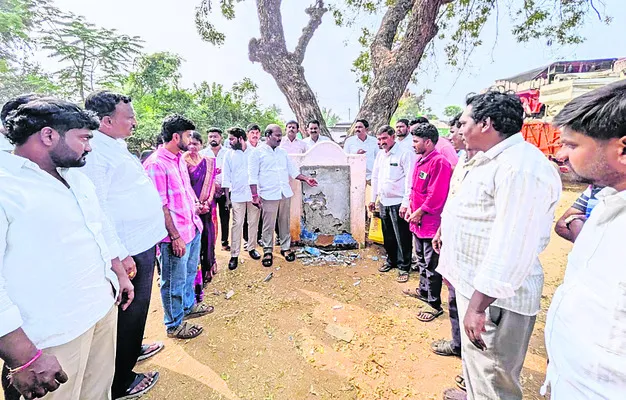 శిలాఫలకాలు ధ్వంసం చేసి అభివృద్ధిని చెరపలేరు