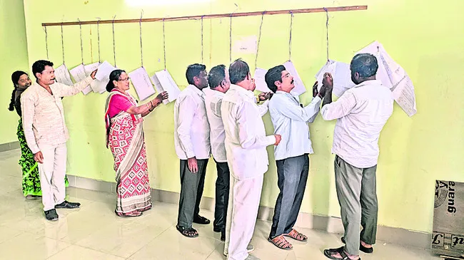 మొదలైన ‘మున్సిపాలిటీ’ సందడి