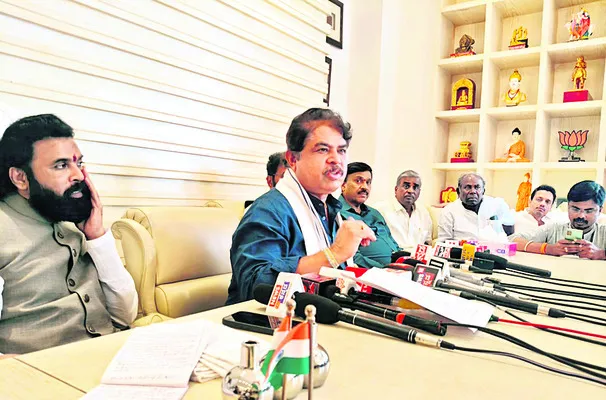 గూండాలకు సర్కారు అండ