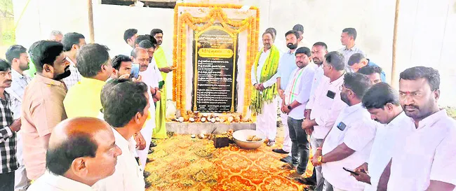 అవసరాలకు అనుగుణంగా అభివృద్ధి పనులు