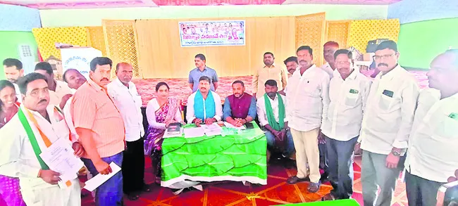 టీపీసీసీ మార్గదర్శకాల మేరకే పదవులు