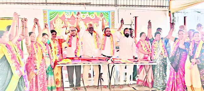 ‘మన ఓటు మనకే’ నినాదంతో ముందుకు.. 