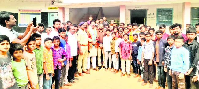 శ్రీసోమేశ్వర ఆలయంలో టెండర్లకు ఆహ్వానం