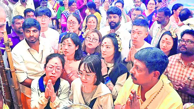 శ్రీవారి దర్శనానికి  15 గంటలు 