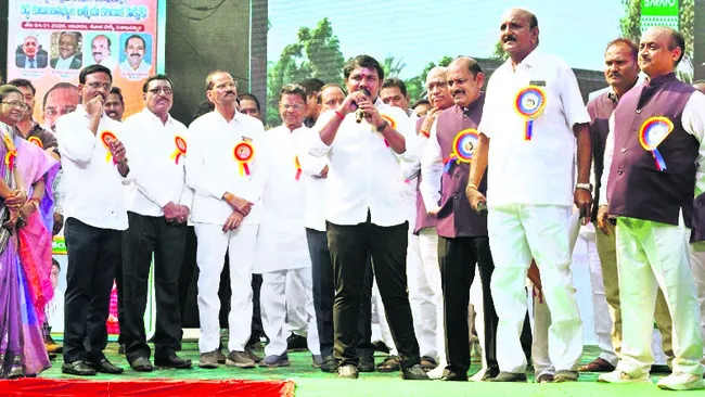 ఉత్సాహంగా రెడ్డి కుటుంబాల ఆత్మీయ కలయిక 