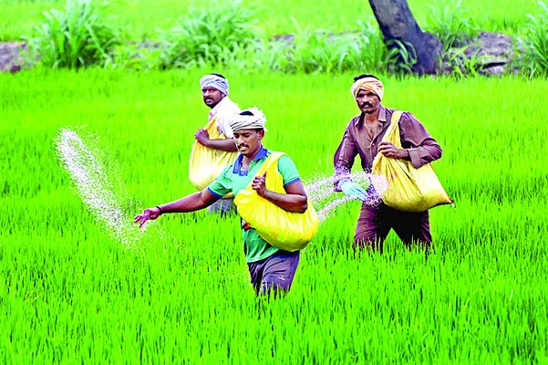 నిర్లక్ష్యం చేస్తే పథకాలు దూరం!
