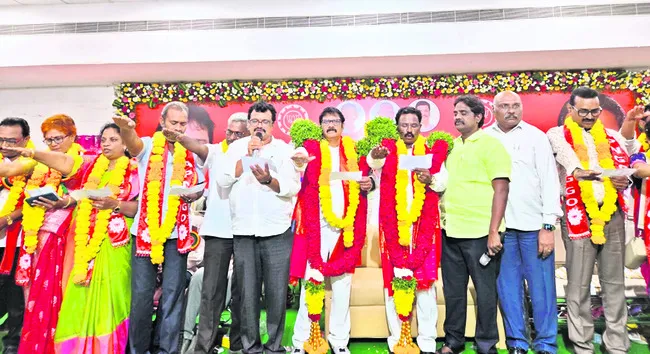 ఏపీఎన్‌జీజీఓ సంఘ కార్యవర్గం ఏకగ్రీవం 