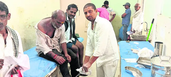 భైంసాలో పిచ్చికుక్క కలకలం..!