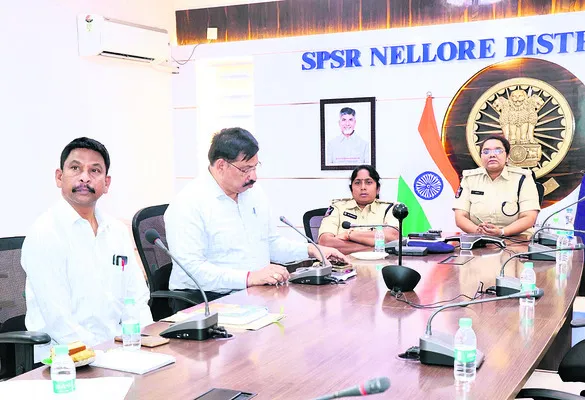 రోడ్డు ప్రమాదాల నివారణకు పటిష్ట చర్యలు