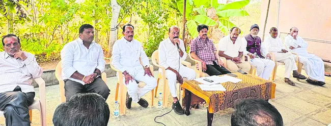 మున్సిపోల్స్‌లో బీఆర్‌ఎస్‌ జెండా ఎగరాలి