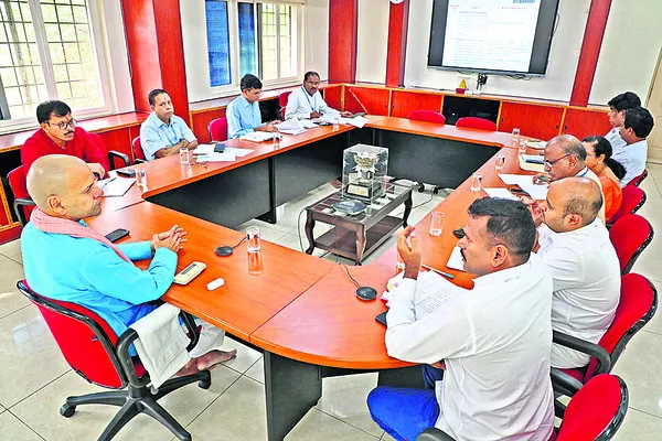 అమరావతిలో పవిత్ర హారతులకు చర్యలు