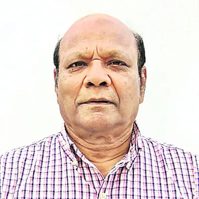 రాత్రి పూట విషవాయువులు వెదజల్లుతున్నాయి 
