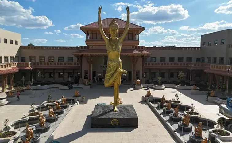 Nilkanth Varni massive bronze statue unveiled at Johannesburg