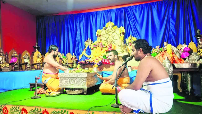 రమణీయంగా రామయ్య రాపత్తు సేవ