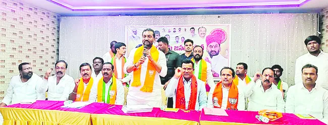 గజ్వేల్‌లో వార్డుల విభజన అశాసీ్త్రయం