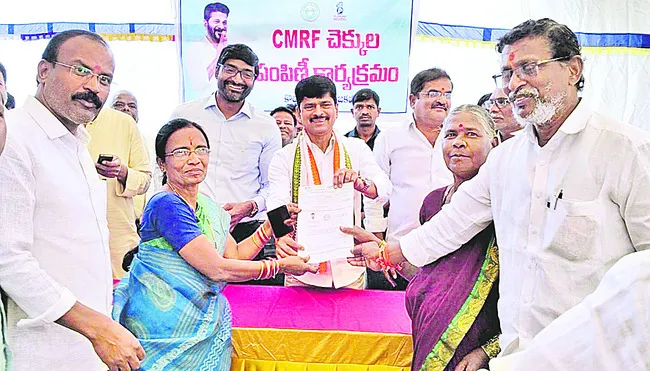 అన్ని రంగాల్లో అభివృద్ధి చేస్తాం 