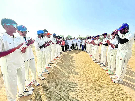 జోనల్‌స్థాయి క్రికెట్‌ పోటీలు ప్రారంభం