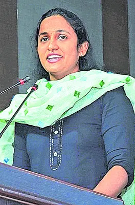 శారీరక, మానసిక ఆరోగ్యాన్ని పెంచుకోవాలి 