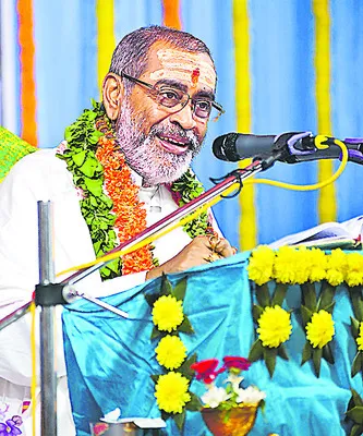 జీవిత పర్యంతం ధర్మాచరణ కొనసాగాలి 