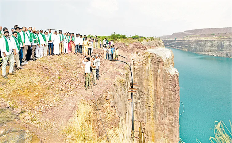 చంద్రబాబు సీమ జల ద్రోహి