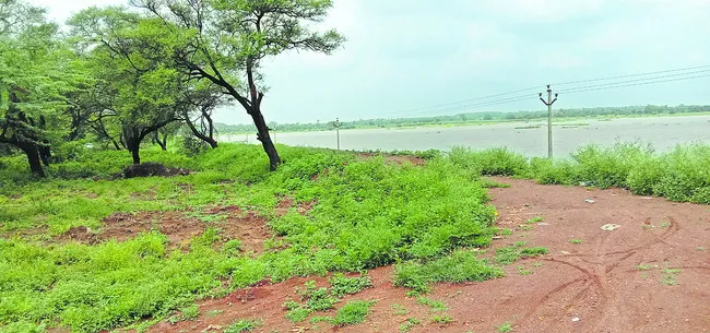 పట్టించుకుంటే పర్యాటక శోభ