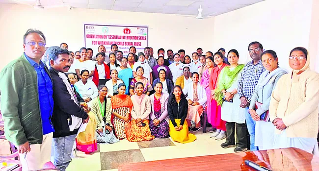 లైంగిక దాడులకు పాల్పడితే కఠిన శిక్షలు 