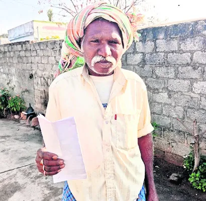 బతికుండగానే రికార్డుల్లో చంపేశారు