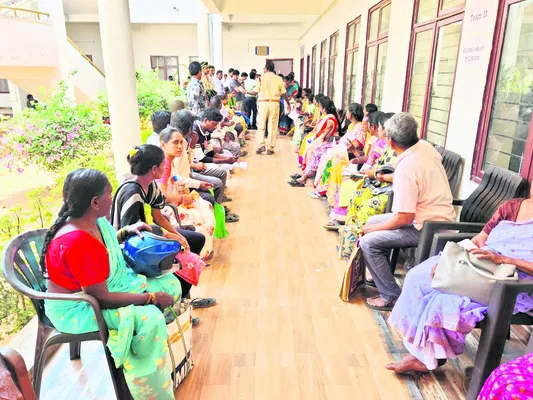 పీజీఆర్‌ఎస్‌ పరిహాసం