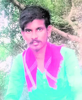  ● కేసీ కెనాల్‌లో దూకిన యువరైతు 
