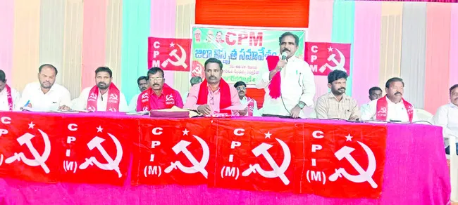 ‘ఉపాధిహామీ’ని నిర్లక్ష్యం చేస్తున్న కేంద్రం 