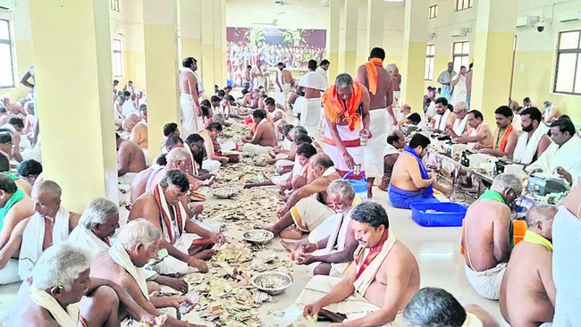 చినవెంకన్న హుండీ ఆదాయం రూ.2.09 కోట్లు 